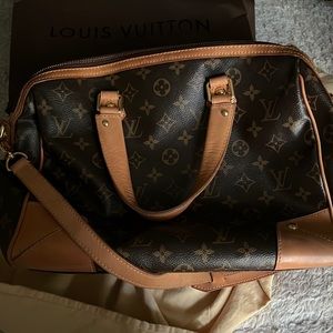 LV Purse